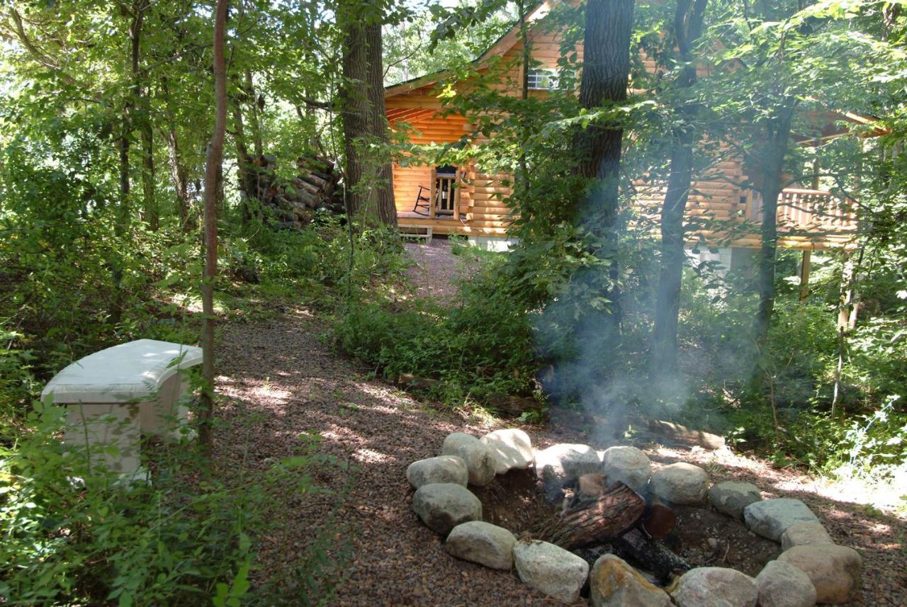 Wild Rose Cabin By Amish Country Lodging Millersburg Exterior photo